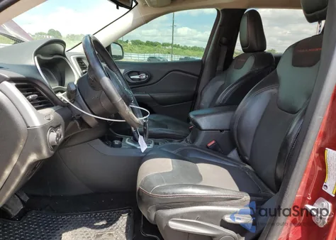 2015 Jeep Cherokee Trailhawk z USA, uszkodzony, nr VIN 1C4PJMBSXFW777289